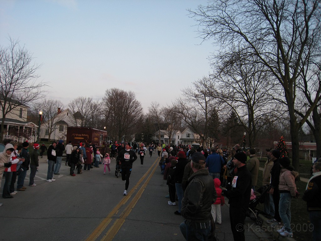 Holiday Hustle 5K 2009 460.jpg - The 2009 running of the Holiday Hustle 5K put on by Running Fit in Dexter Michigan on a sunny but 28 degree on December 5, 2009.